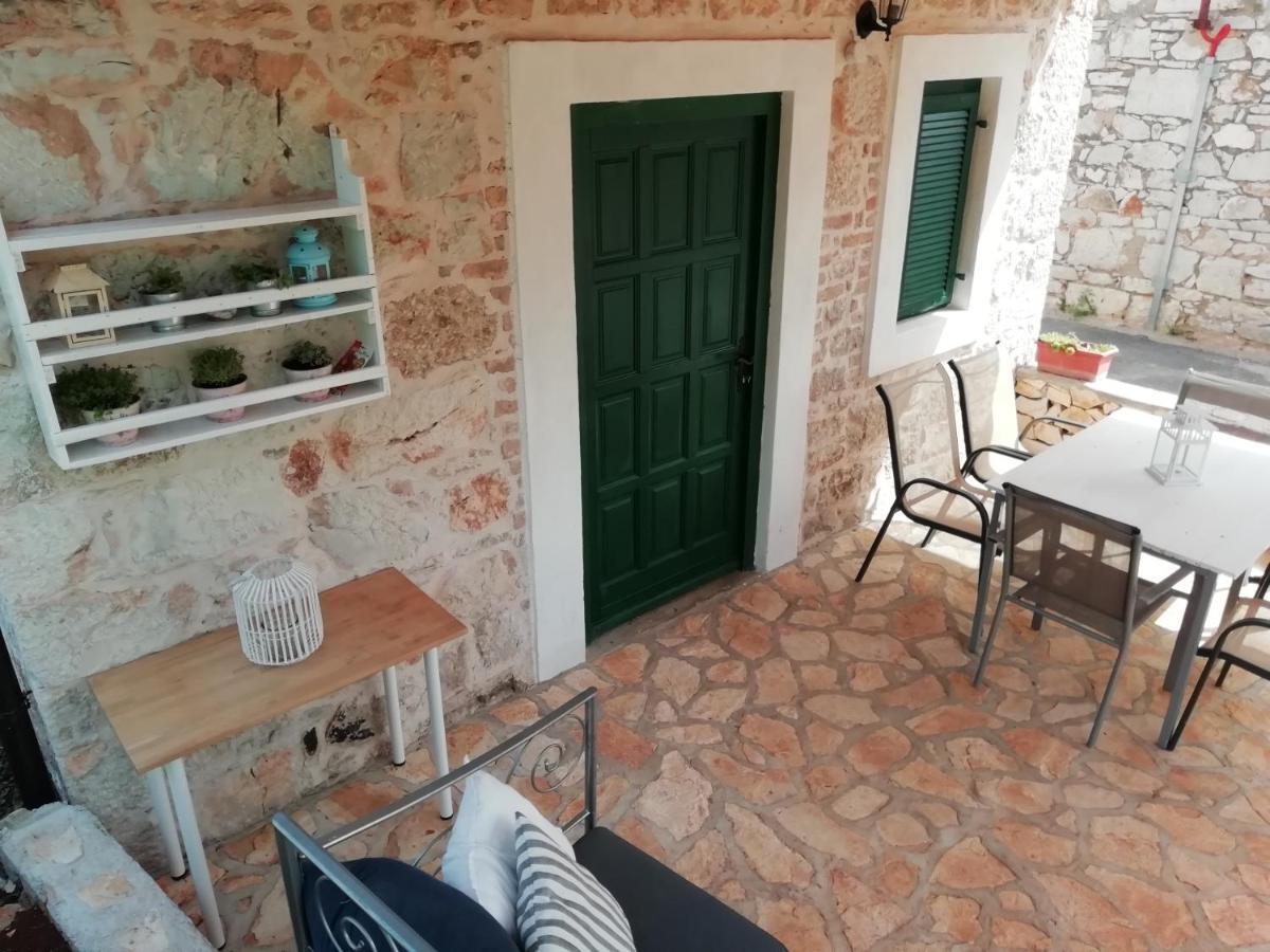 Krka Waterfalls Stonehouse Roko Lozovac Exterior foto